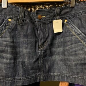 Stylish Denim Mini Skirt